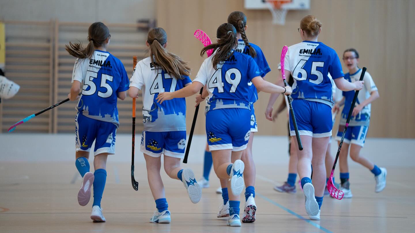 Fotorückblick unserer U17🦁
🔵⚪️
Vergangenes Wochenende feierte das Team zwei tolle Heimsiege!🤩
🔵⚪️
📸: @n.rechberger
🔵⚪️
#lioness #swissunihockey #floorball #schweiz #juniorinnen
